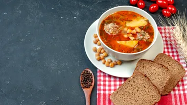 Ce poți pune în ciorbă, dacă nu ai apă? Trucul pe care trebuie să-l știe orice gospodină