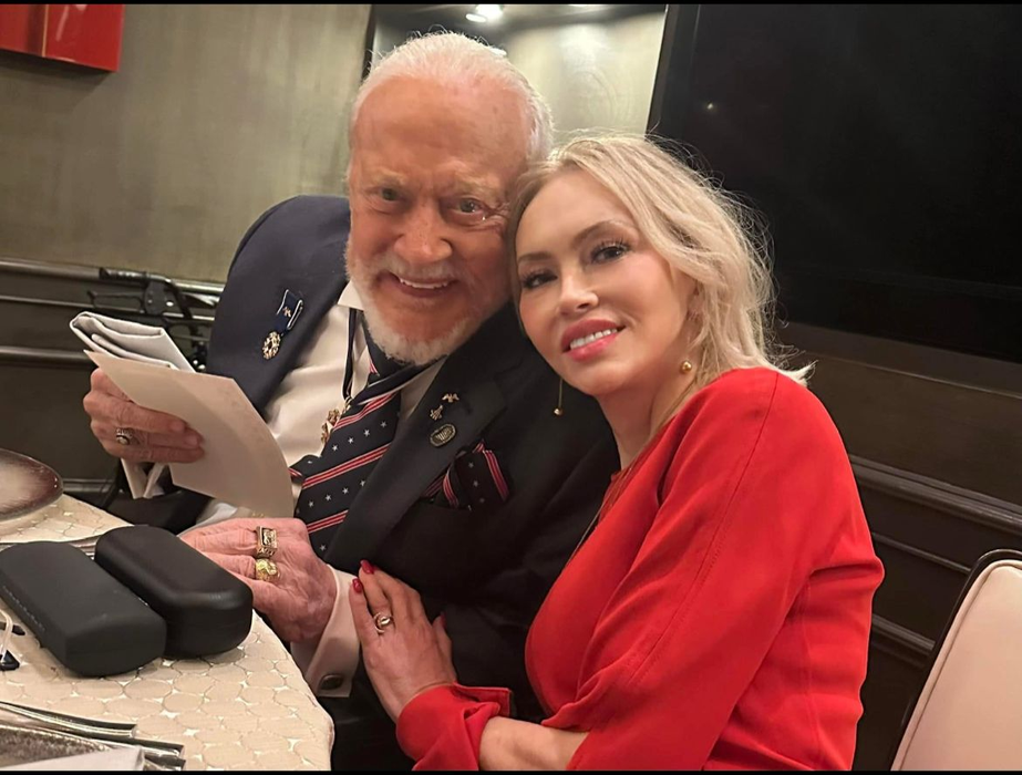 Anca Faur, soția astronautului Buzz Aldrin, a murit la 66 de ani/ sursă foto: Facebook