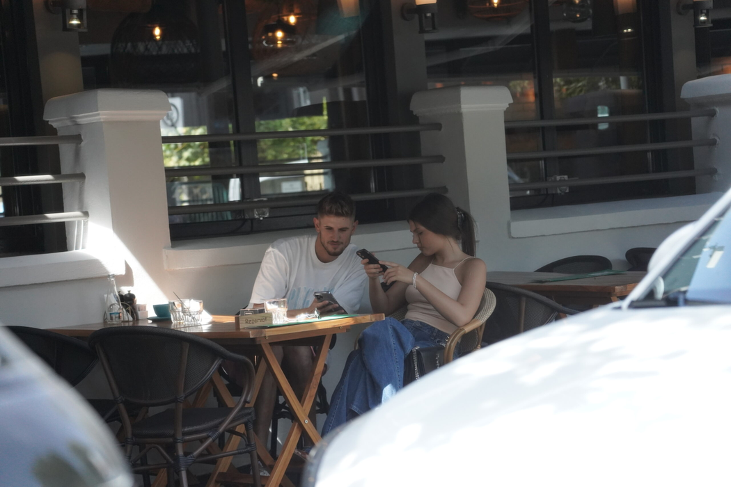 Alex Delea, în compania Elenei Chiriac / (Sursa: CANCAN.RO)