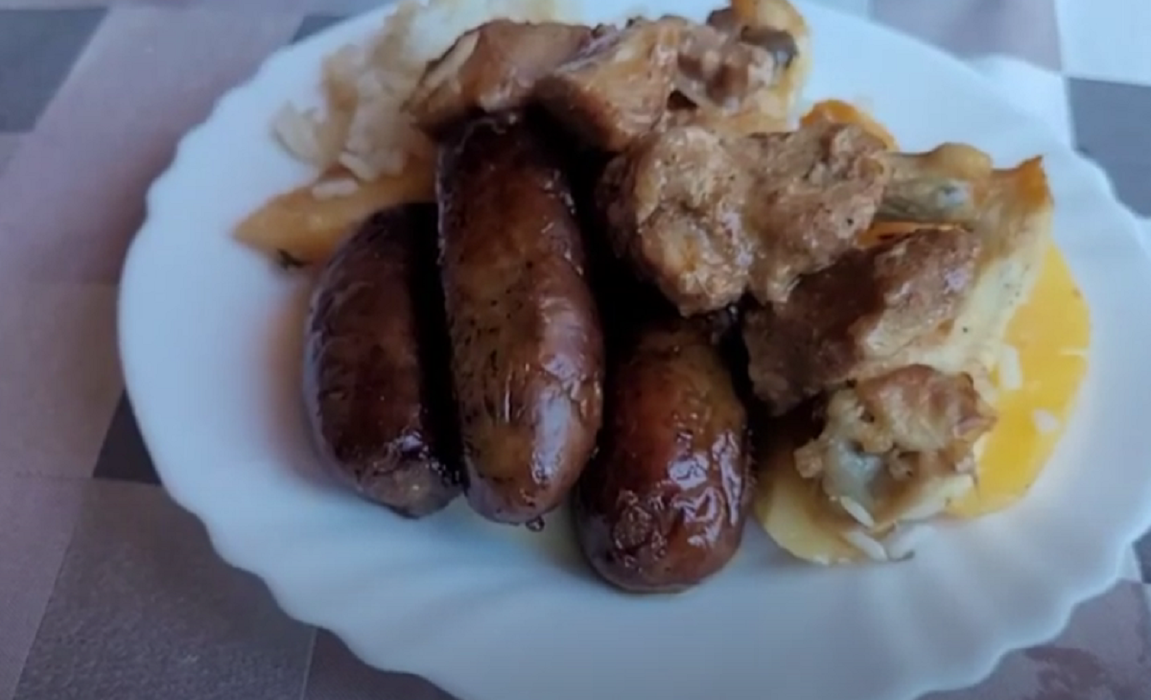 Ce au primit doi turiști români la micul-dejun, într-un hotel all-inclusive de 4 stele, din Bulgaria
