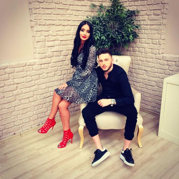Cum a ajuns Andreea Mantea să vândă cartofi într-o piață din Craiova. Imaginile cu vedeta Kanal D au devenit virale