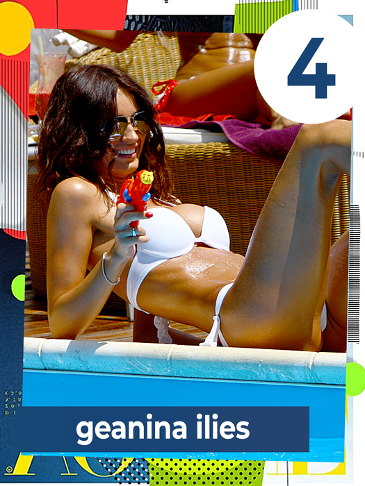 Top 30 sexy-vedete „prinse” în „buza” mării sau pe marginea piscinei