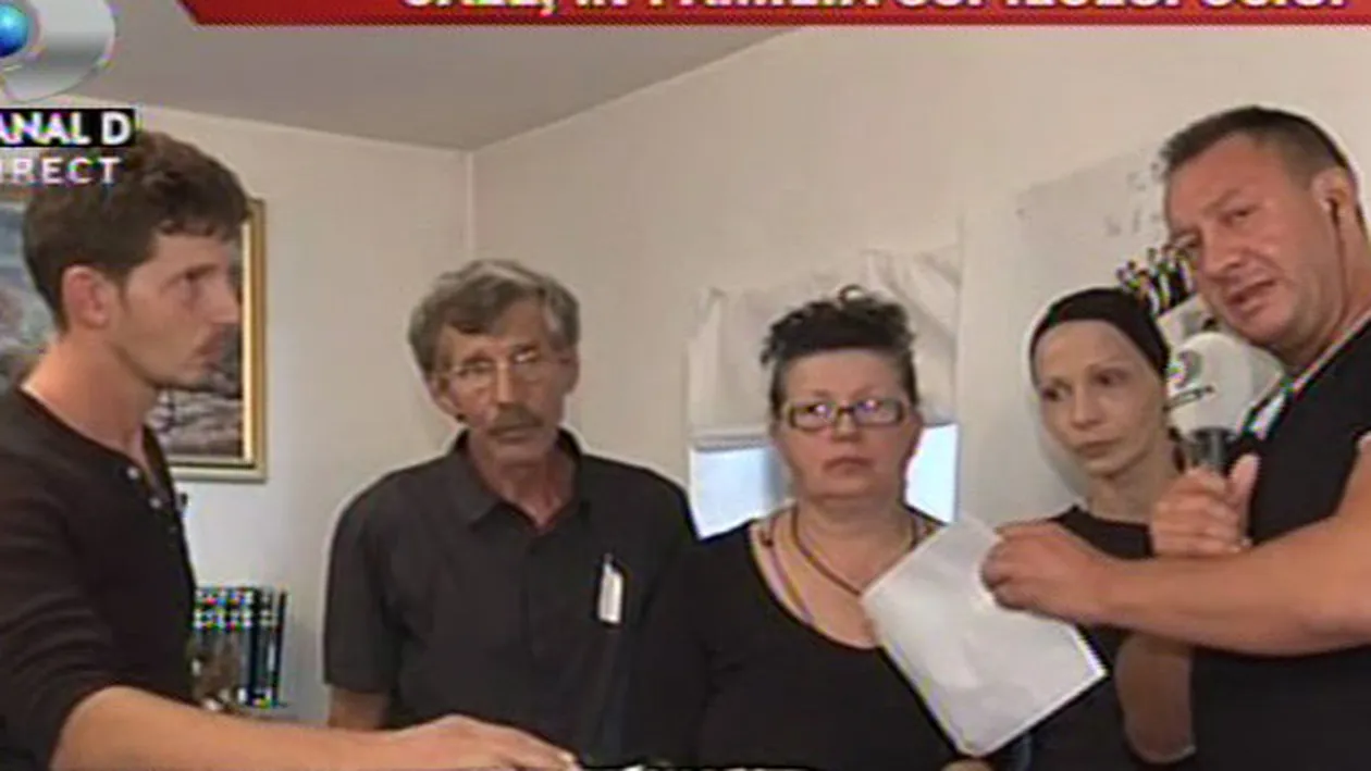 Rudele copilului ucis prin injunghiere jelesc la capatul sicriului! Uite ce mesaj are bunica lui Andrei pentru Romania!