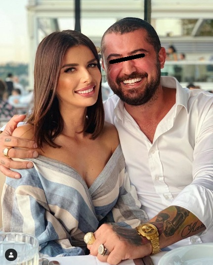 Primele imagini cu Ioana Filimon după ce s-a aflat că e sechestrată în Turcia. Vedeta este abătută
