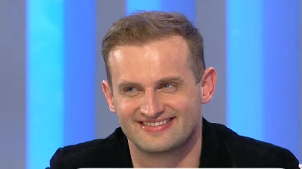 Sorin de la Akcent a uitat de tot de fosta iubită! Solistul se distrează de minune cu noua cucerire. Iată dovada