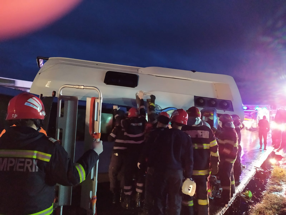 Grav accident la Iași, soldat cu 13 victime! A fost aplicat Planul Roșu de Intervenție VIDEO