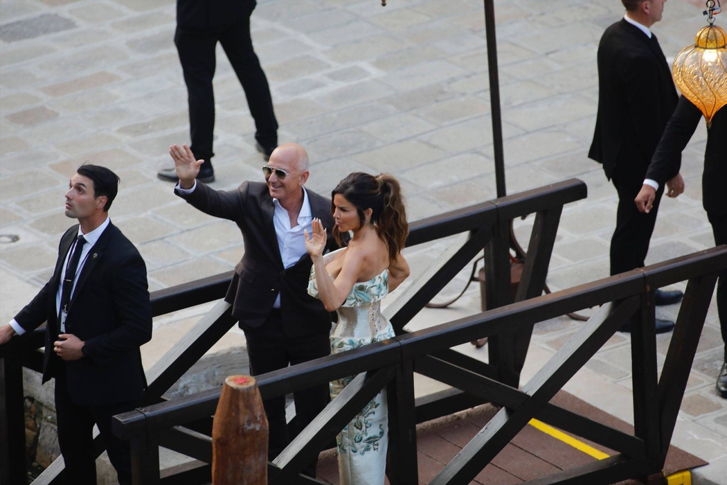 Furtună la nunta lui Jeff Bezos și Lauren Sanchez
Foto: Profimedia