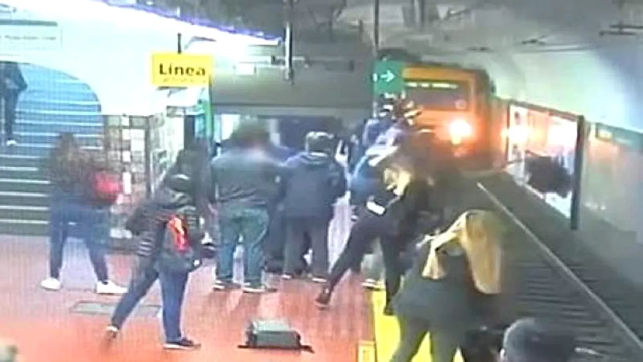 Cazul Magdalena Șerban s-a repetat! O femeie a fost împinsă în fața metroului