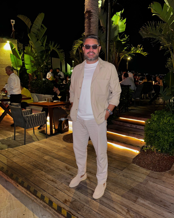 “Patronaşul” nu a renunţat la vechile obiceiuri: se distrează în Dubai cu rusoaica lui Alex Bodi! Anna Roman a pus piciorul în prag! “Nu mai vreau să mai fiu asociată cu el, nu îmi face bine”