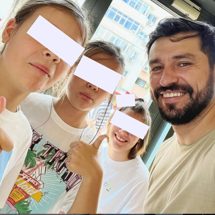 La un an și jumătate de la moartea artistului, solistul care l-a înlocuit la VH2 spune tot. Doru Todoruț: „Nu încerc să fiu Gabriel Cotabiță”