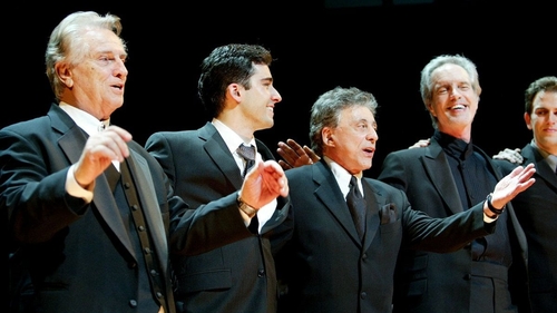 Zi neagră pentru muzică. Tommy DeVito a murit din cauza Covid-19