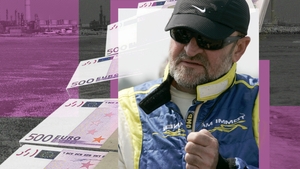 Război total pentru averea fabuloasă lăsată de „Regele plajelor”. Moștenitorii au început să-i vândă bunurile pe ascuns, deși partajul nu e gata