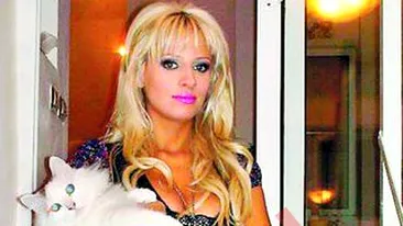 Are zece pisici acasa!