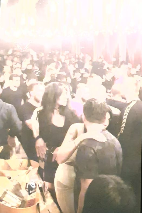 Laurette a făcut show în club la două zile după ce fostul soț a pierdut apelul la condamnarea de 15 ani de închisoare