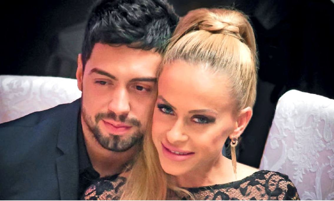 Anda și soțul ei, Sorin Andrei Nicolescu, au un copil împreună