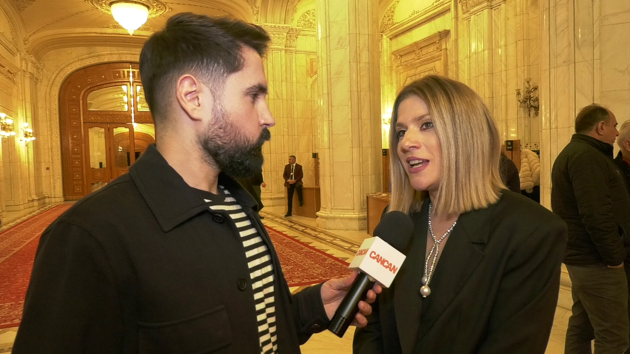 Tily Niculae face dezvăluiri siropoase din perioada când filma în La Bloc, alături de Laura Cosoi și Dana Rogoz: ”Am plâns! Eram în sutien, în chiloți și …”