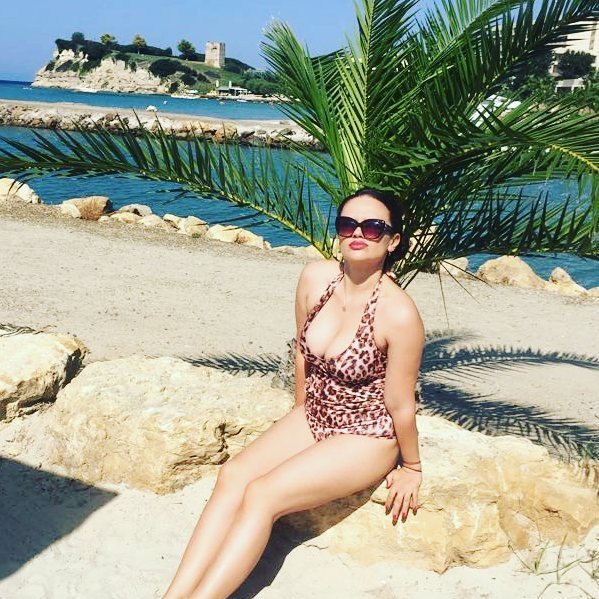 Cristina Şişcanu a făcut furori cu decolteul ei, iar Mădălin, cu o replică memorabilă ”Am uitat să…”