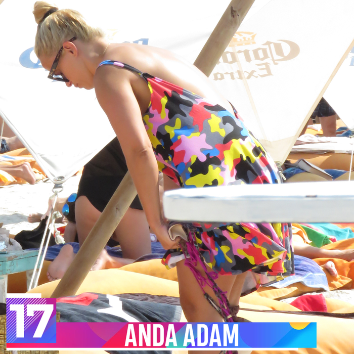 Top 20 bunăciuni din showbiz care au rămas “total descoperite” în locuri publice. Anna Lesko, Gina Pistol sau Anda Adam sunt doar câteva dintre numele sonore