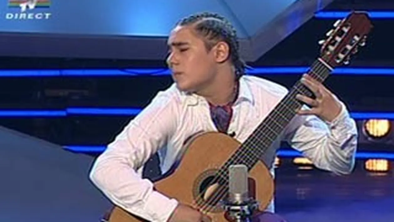 Andi Moisescu: Daca ai fi concertat miercuri pe National Arena am fi auzit reactie cat la toate cele trei goluri la un loc! Vezi cine a cantat dumnezeieste la Romanii au Talent!