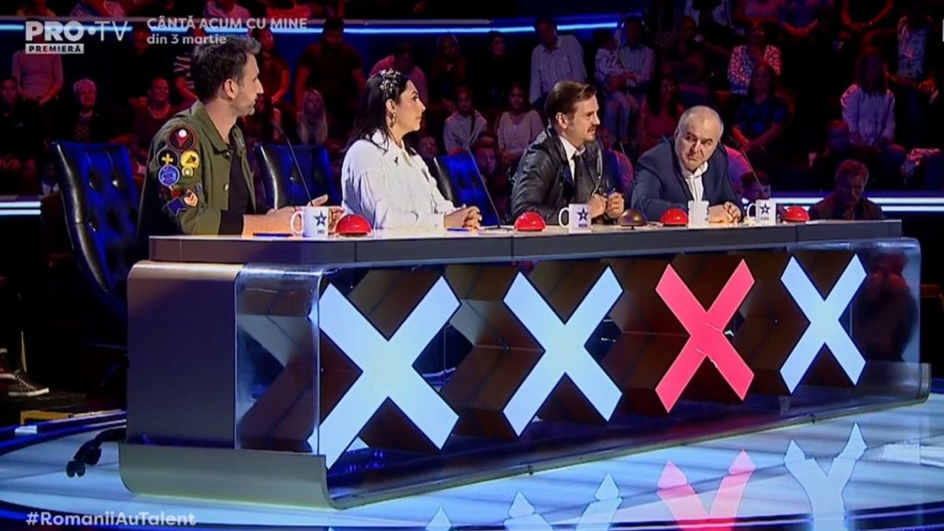 Mihai Petre și Florin Călinescu “s-au înțepat” la “Românii au talent”: “Ce treabă ai tu? E sub medicamentație”