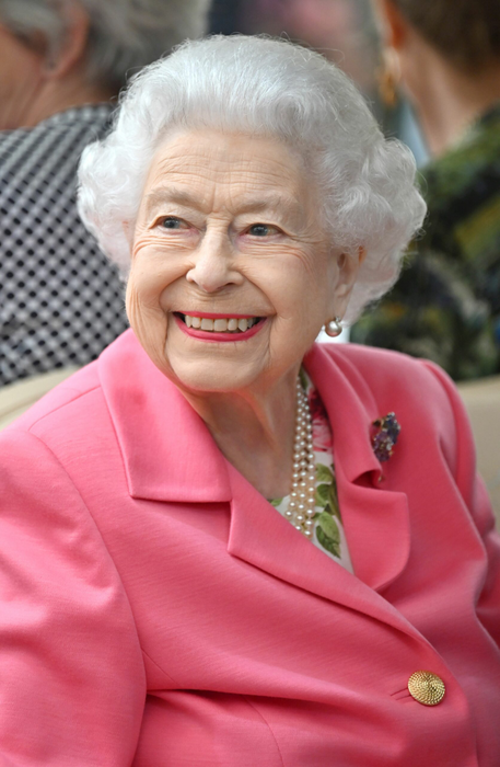 Photo Must Be Credited ©Alpha Press 073074 23/05/2022
Queen Elizabeth II at the RHS Chelsea Flower Show 2022 held at the Royal Hospital in Chelsea, London.

*** No UK Rights Until 28 Days from Picture Shot Date ***