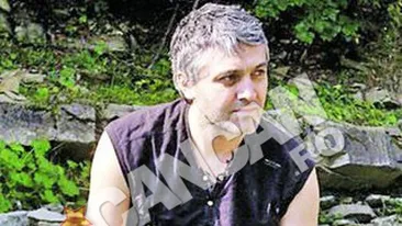 Rares Stoica si-a castigat existenta tragand voci pentru spoturi si promouri. Logodnicul Manuelei Harabor a visat la cariera lui Bebe Cotimanis