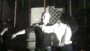 Pazea, Virgil Iantu se dezlantuie! Si-a luat fostele colege la dans sub privirile sotiei lui, la o petrecere aniversara!