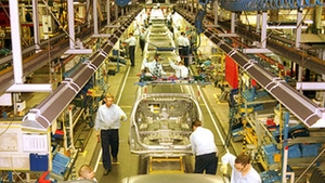 Opel ar putea inchide doua fabrici din Europa, pentru a reduce capacitatea de productie cu 30%