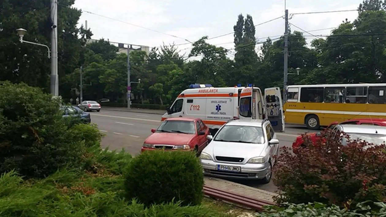 Caz şocant! O tânără de 23 de ani a fost înjunghiată de fostul ei iubit în cofetăria în care lucra