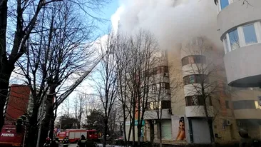 A murit femeia din Constanța, care a sărit de la etajul 6 să își salveze viața, după ce apartamentul îi luase foc | VIDEO ȘOCANT