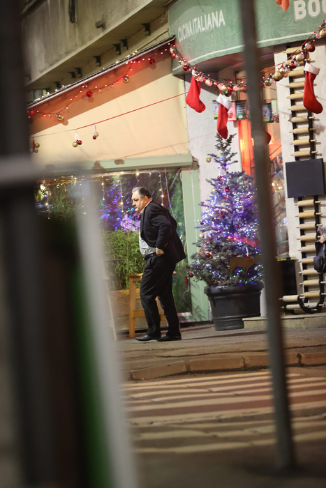 Marian Vanghelie și amica lui părăsesc restaurantul