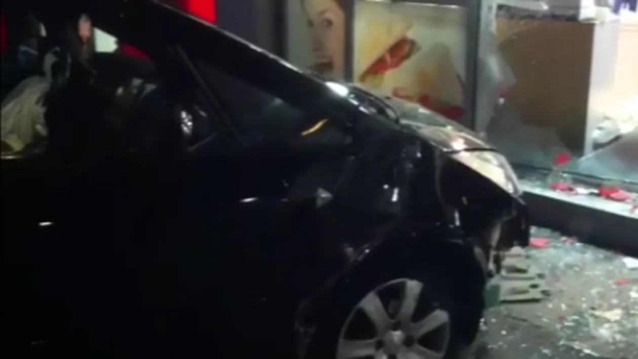 O poveste trista de amor sta in spatele gestului soferului bucurestean care a intrat cu masina in magazinul unde lucra sotia!