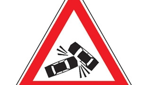 Un primar buzoian a produs un accident monstru! Familia sa si alte trei persoane sunt grav ranite!