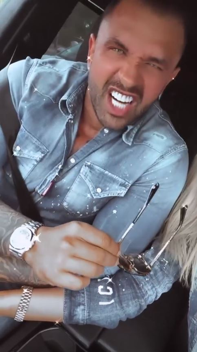 Bianca Drăgușanu, însoțită de iubitul bătăuș la grădinița fiicei sale. Cum o alintă Alex Bodi pe Sofia Slav | FOTO