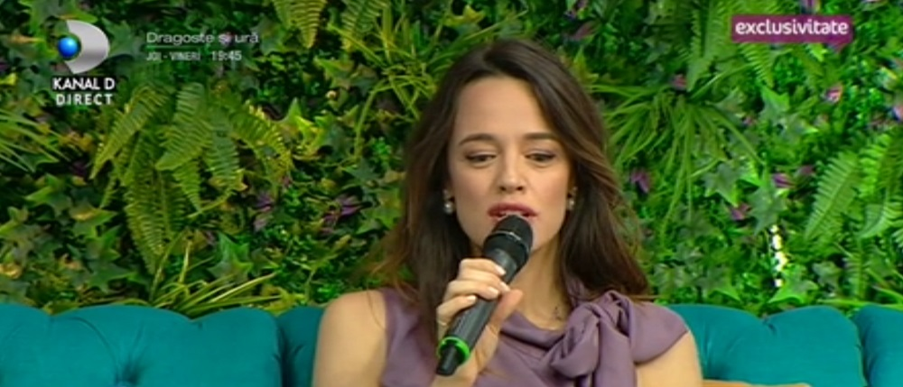 Andreea Raicu, cu cearcănele cât pumnul în timpul primei apariții la TV după ce a ajuns la spital