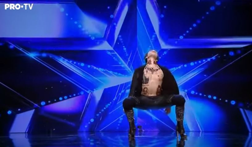 VIDEO Câștigătorul de la ”Românii au talent” a mărturisit că este bisexual. Emil Rengle: ”E greu să fii gay …”