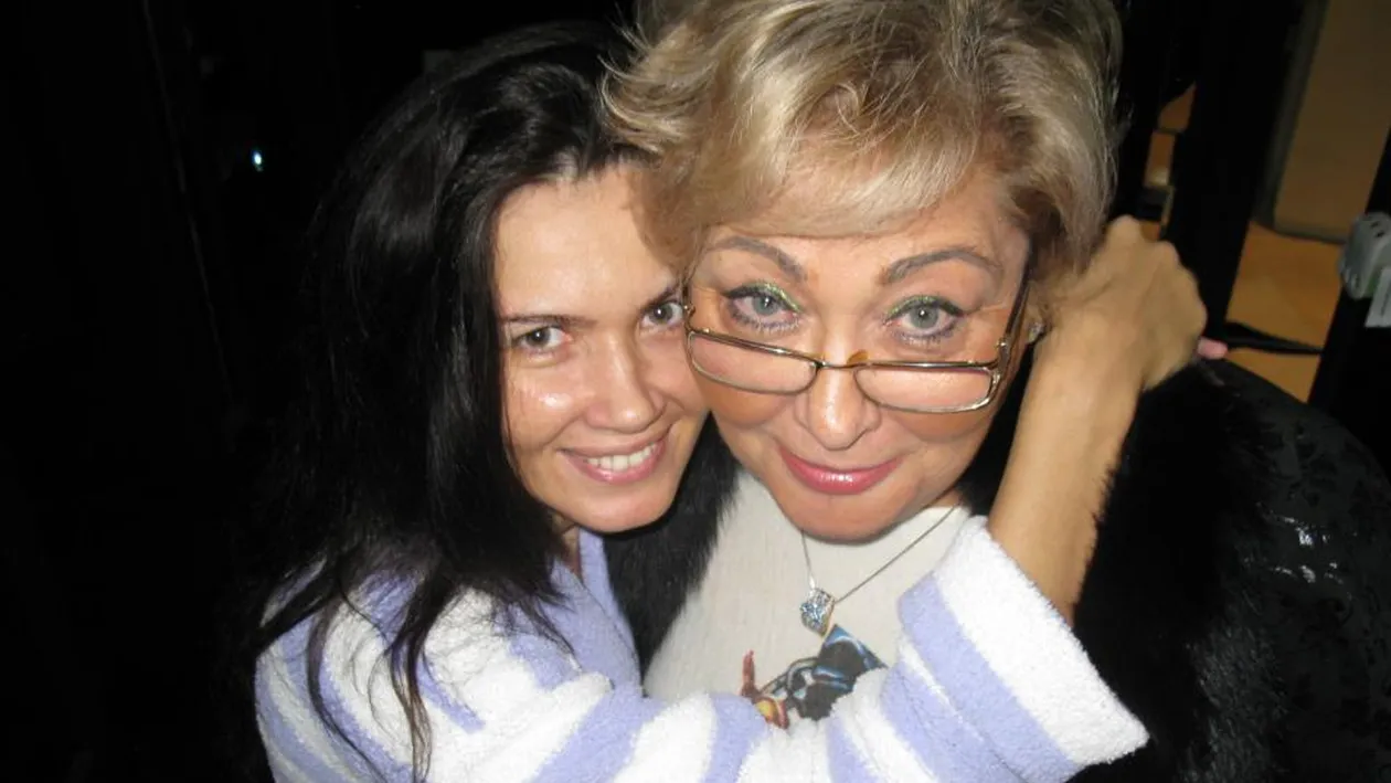 Oana Zăvoranu a ajuns din nou la spital din două motive. Vezi de ce i s-a făcut rău şi spune Mărioara despre starea fiicei ei