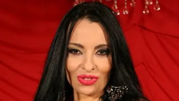 O bruneta din showbiz trece prin clipe grele! E obligata sa stea la pat cateva zile: Am mancarimi si mi-au iesit bube in...