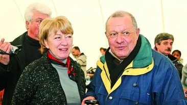 Fite de milionar. Tantareanu a petrecut Revlionul in Ecuador, in stil traditional! N-ai sa crezi cu ce si-a umplut bagajele!