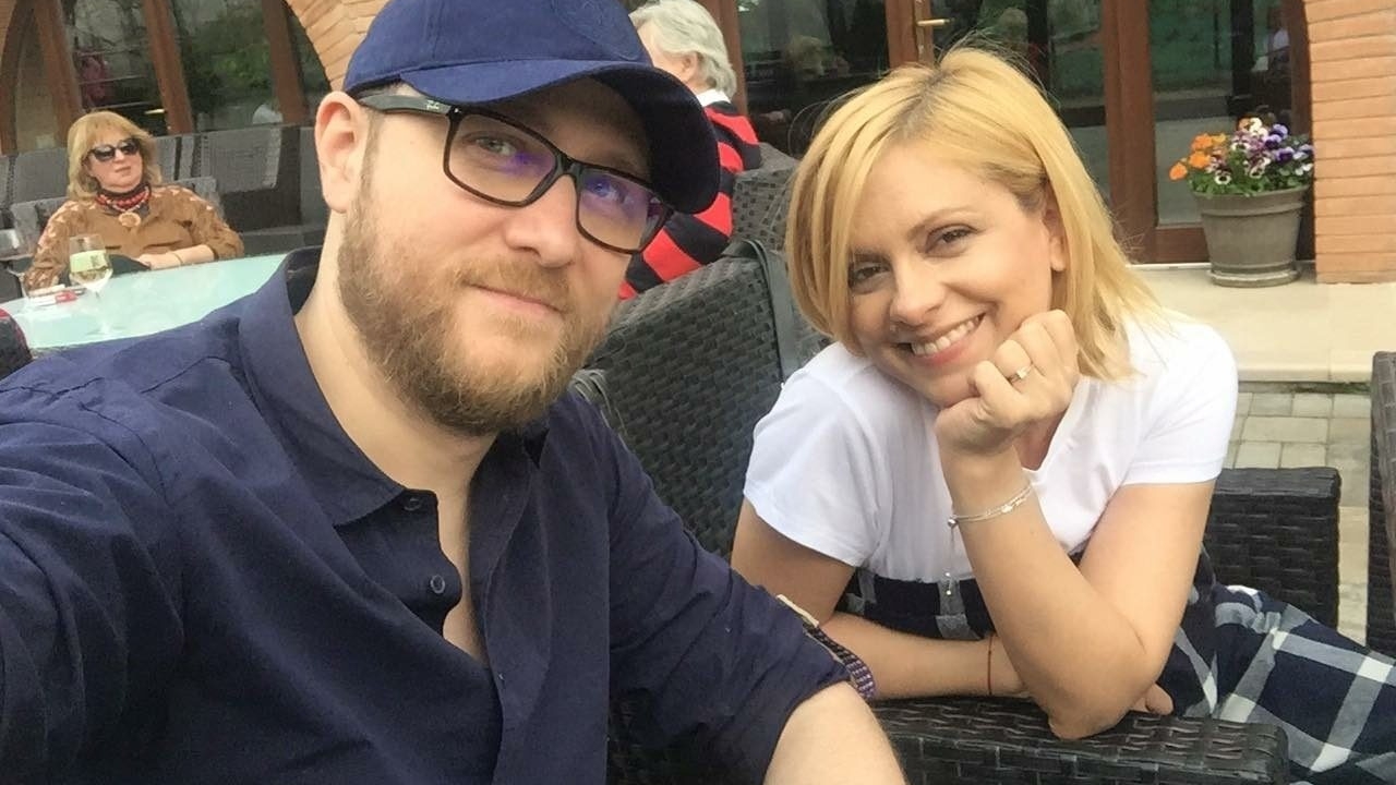 S-a rupt lanțul de iubire în familia Simonei Gherghe, de la Antena 1? Prezentatoarea a recunoscut că a trecut prin momente grele cu soțul său
