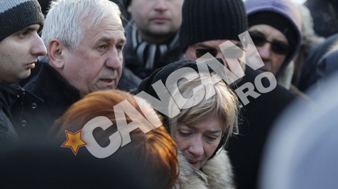 Catrinel Dumitrescu, dupa moartea lui Emil Hossu: "E asa greu sa fii singura, abia acum o simt. Eram facuti unul pentru altul"