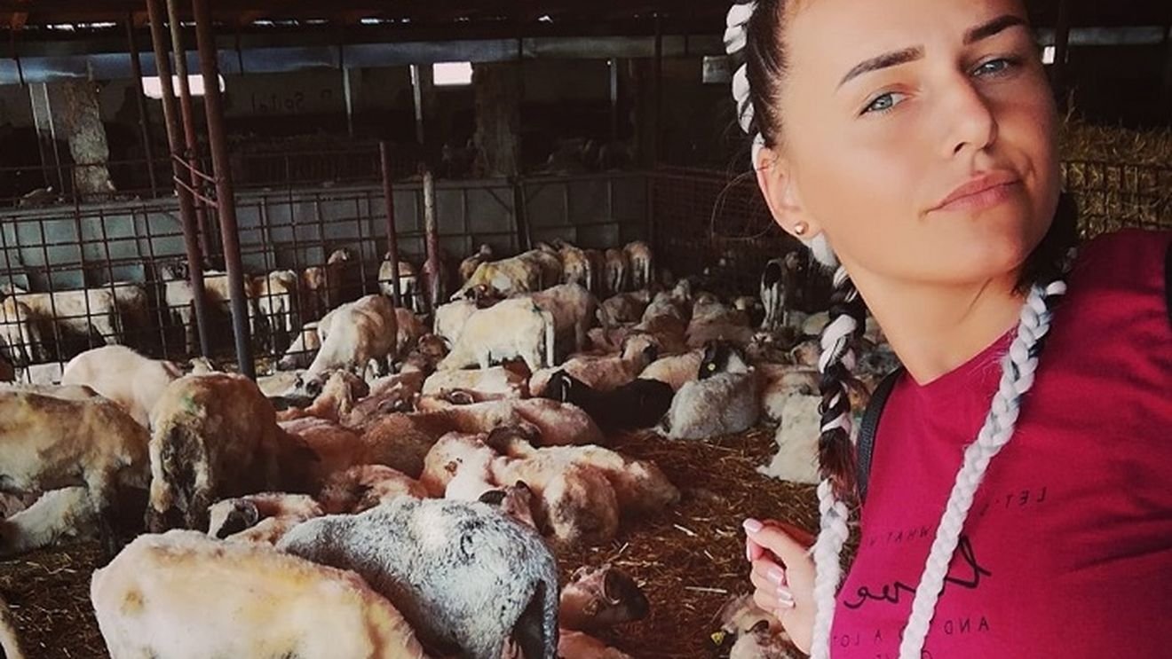 Cea mai sexy ciobăniță din România se pregătește să devină mamă