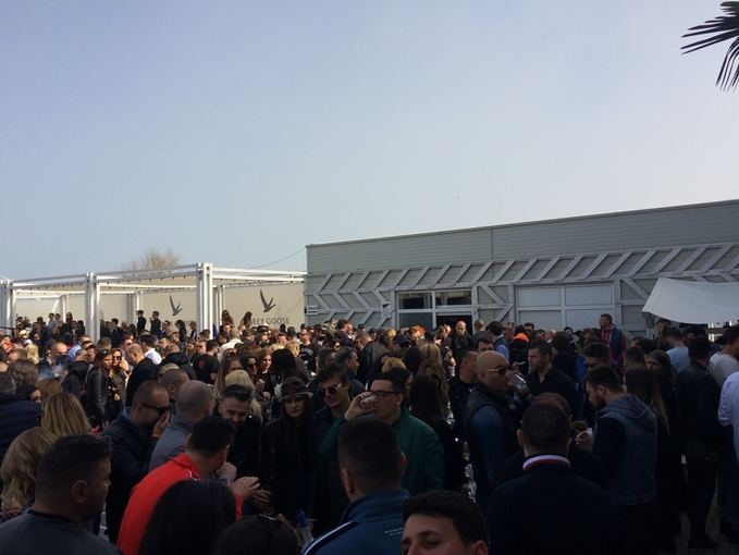 Aşa a arătat sâmbătă distracţia din Loft