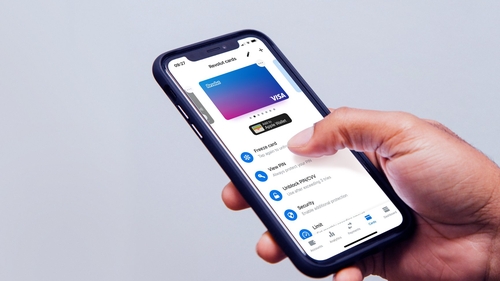 Compania Apple, anunț important pentru cei care au Iphone și Revolut: ”Am descoperit două probleme”