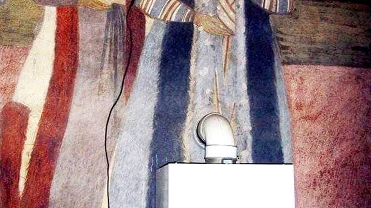 Dorel de Târgu Jiu a distrus o pictură dintr-o biserică de 200 de ani, ca să monteze o centrală termică