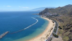 Incredibil! Ce a găsit un român în camera unui hotel de 4 stele din Tenerife: „Deși pe dinafară clădirea arată bine, în interior...”