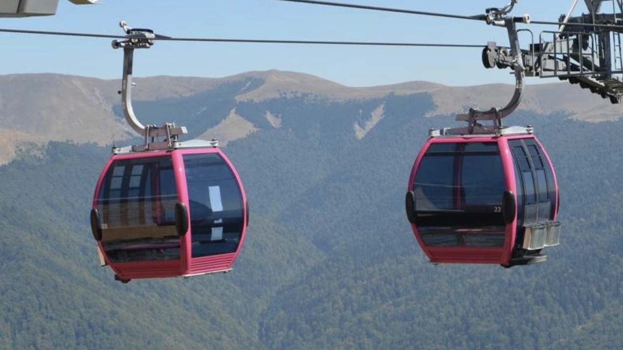 Reduceri uriașe la Postăvaru la final de sezon! Cât plătești pentru telecabine și telescaune