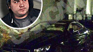 Atenţie, colegi de pe teren! Bozo ia lecţii despre cum se bagă ”plumb” în oameni! Vezi cum au tras Bozo, iubita şi o prietena!
