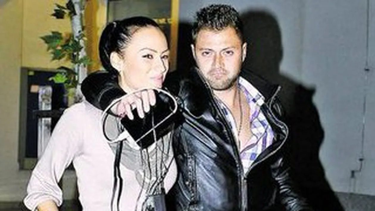 Pulhac si-a tratat iubita cu o gustarica si un film. Se iubesc ca saratelele in bucate