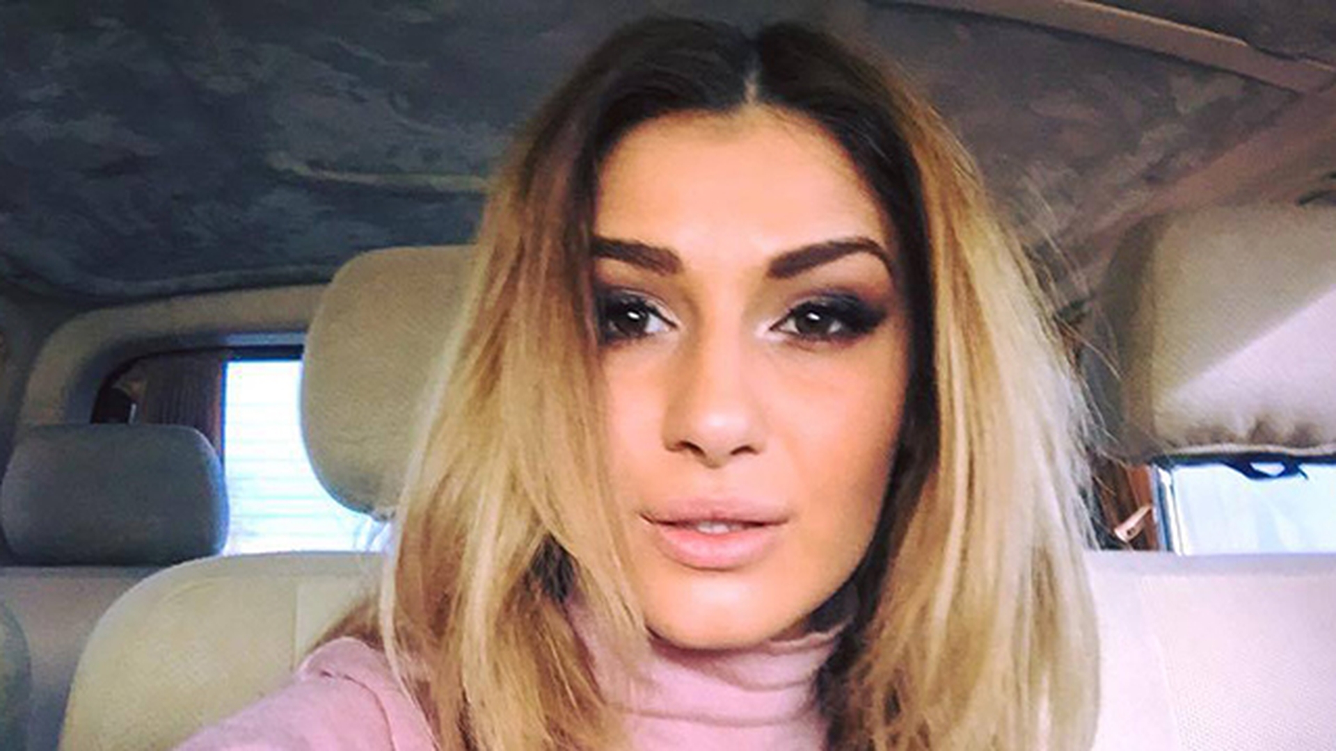 In Romania e cod galben de ninsori, dar ei nu-i pasa! Cum a iesit Alina Eremia azi-dimineata din casa